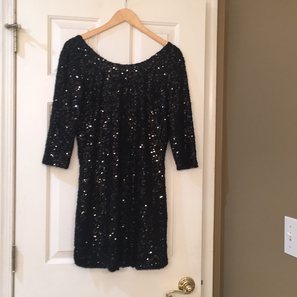 3/4 sleeve sheath dress